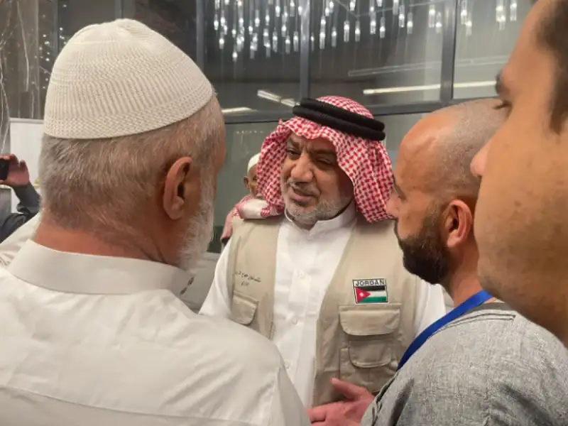 الخلايلة: أكثر من 1000 حاج أردني