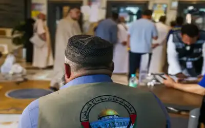 فلسطينيون من غزة يستعدون لأداء الحج