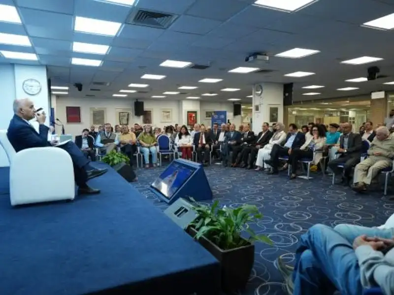 حوارية في شومان بعنوان انكفاء المشروع