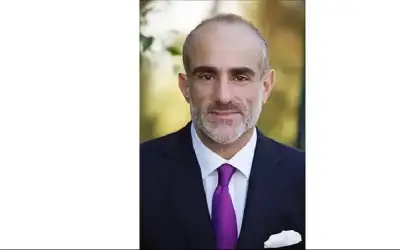 الأمير طلال بن محمد يؤدي اليمين