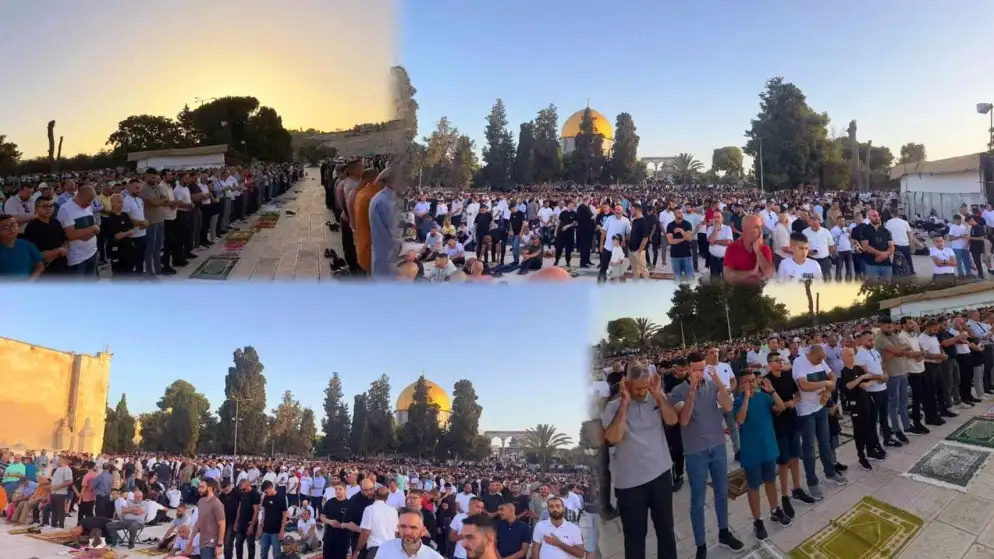 عشرات الآلاف يؤدون صلاة عيد الأضحى