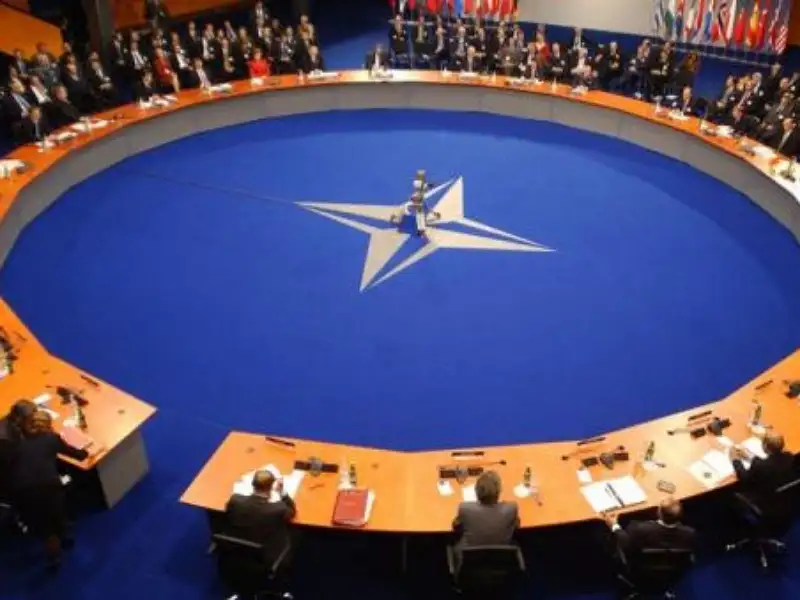 المستشار الألماني: لا شك ببقاء أميركا