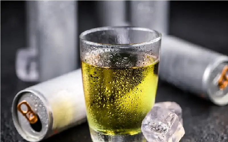 كانت تتناوله يوميا.. مشروب شائع يتسبب