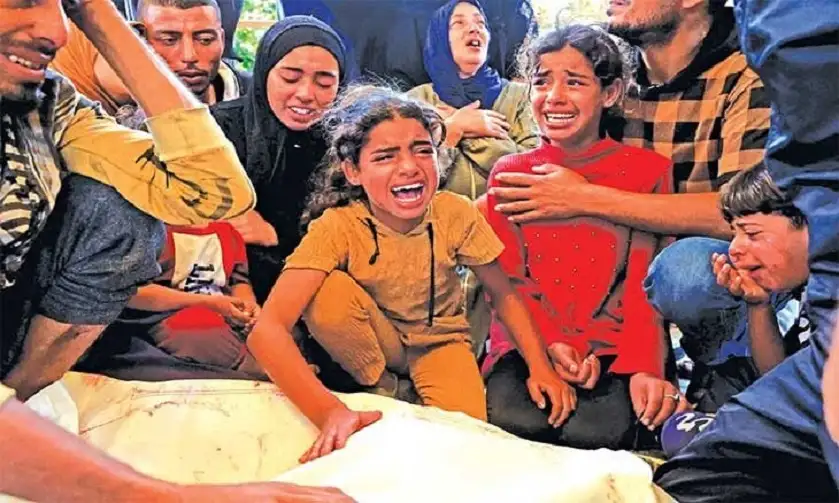 غزة: عشرات الشهداء… والمشفيان العاملان مهددان