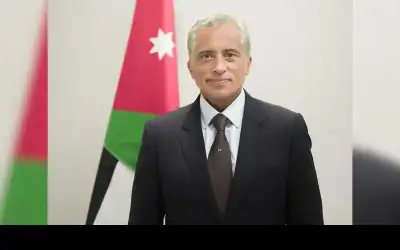 رئيس الوزراء مهنئا الملك بعيد الجلوس