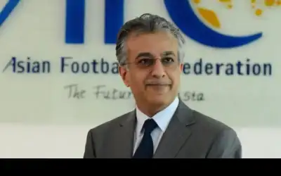 رئيس الاتحاد الآسيوي يهنئ بتأهل منتخب