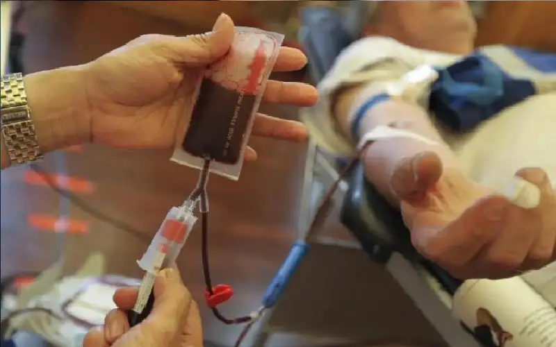 غسل الدم صيحة جديدة لإبعاد الشيخوخة..