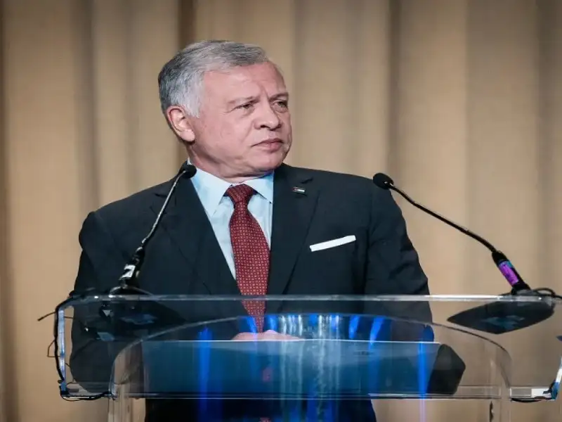 الملك يعود إلى أرض الوطن بعد