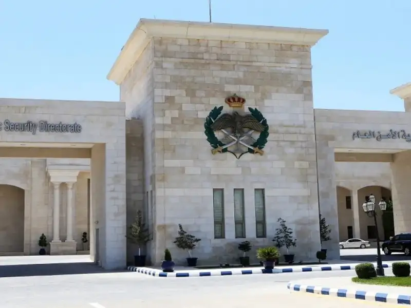 
التحقيق مع 3 أشخاص ألحقوا أضراراً بمركبة إسعاف وطوارئ مستشفى معان الحكومي