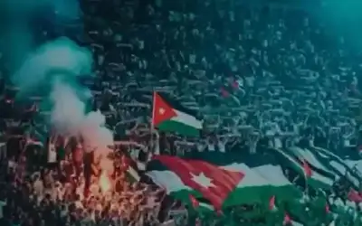 الأردنيون يحتفلون بيوم الجيش وذكرى الثورة