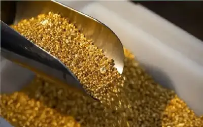 الذهب يتراجع وسط ترقب المحادثات بين