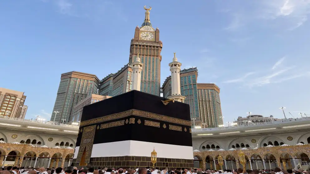 السعودية تعلن بدء موسم العمرة وفتح