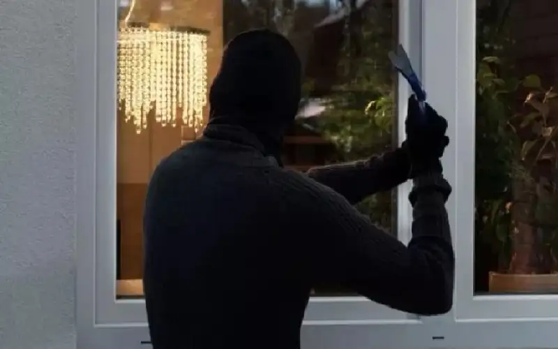 نهاية مأساوية لعمل خيري.. مقتل امرأة