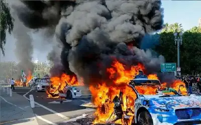 لماذا أصبحت سيارات وايمو ذاتية القيادة