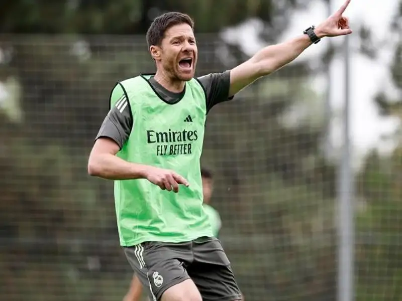 ريال مدريد يعلن قائمته المشاركة في