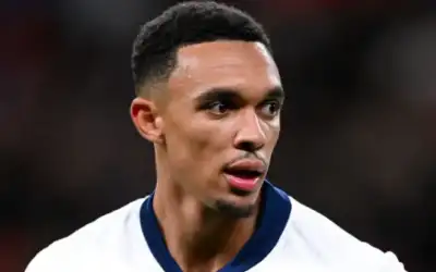 ريال مدريد يقدم أرنولد الخميس