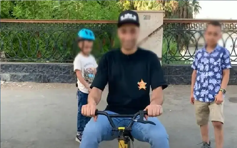 مصرية تطلب الطلاق لهوس زوجها باللعب