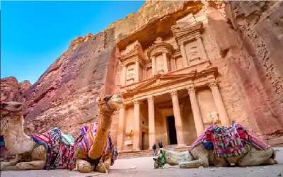 3.1 مليار دولار الدخل السياحي خلال