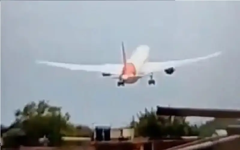 خبير يكشف سبب سقوط طائرة الهند..