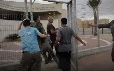 إجلاء عائلات وزراء ومسؤولين إسرائيليين إلى