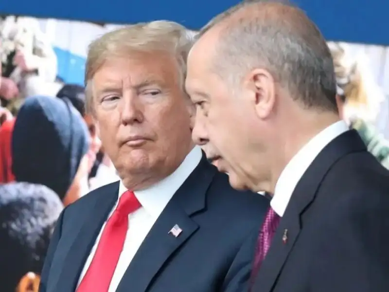 أردوغان يبلغ ترمب استعداد تركيا لمنع