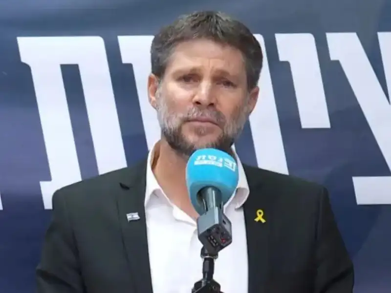 سموتريتش: نخوض حربا لا مفر منها
