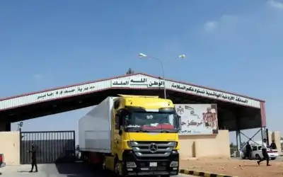 تخفيض وتوحيد الرسوم على الشاحنات والبرادات