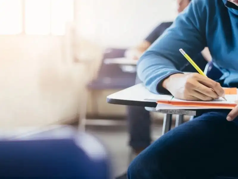 210 آلاف طالب من جيل 2007