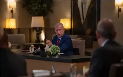 الملك يؤكد موقف الأردن الثابت وأنه