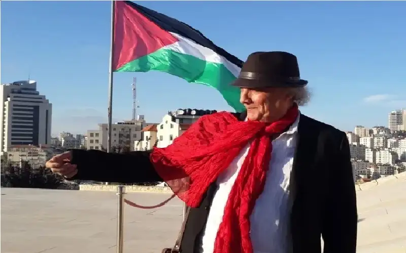 الروائي الجزائري واسيني الأعرج: لا أفكر