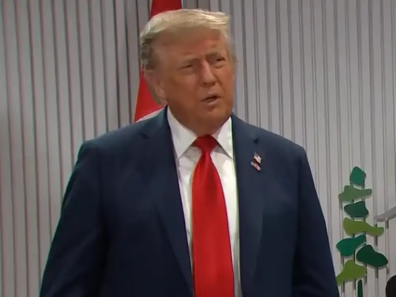 ترامب: إسرائيل تبلي حسنا .. وعلى