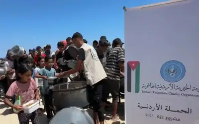 الحملة الأردنية والهيئة الخيرية تسندان آلاف