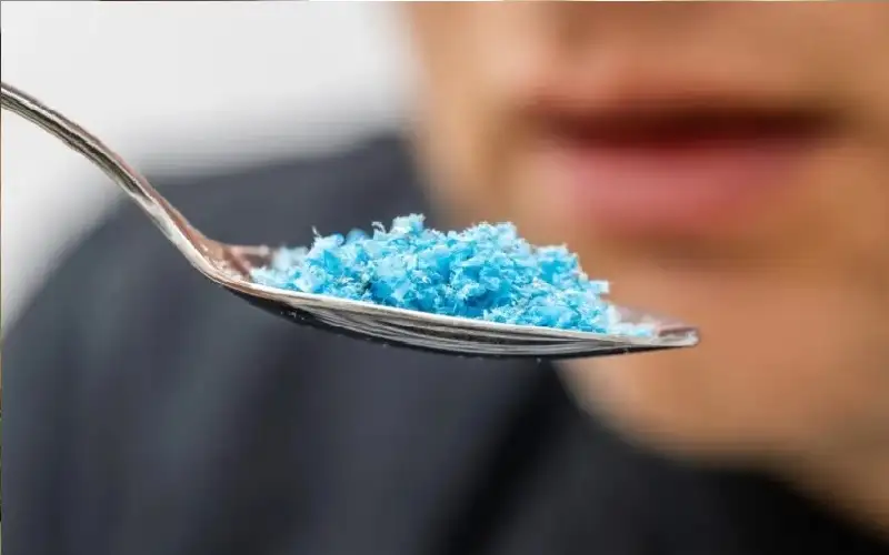 هل تسبب المواد البلاستيكية في الطعام