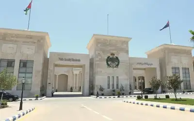 الأمن العام : سقوط مسيرة بمنطقة