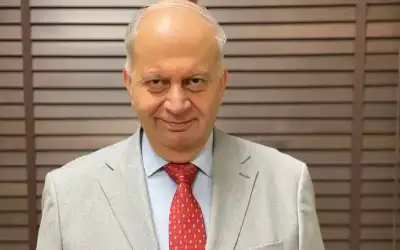 طبيب نفسي اردني ينصح بعدم الاستماع