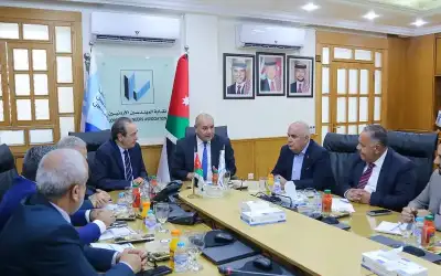 وزير الشؤون السياسية يهنيء مجلس نقابة