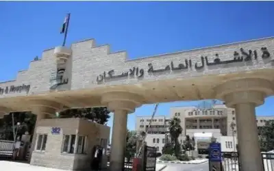 الأشغال تبدأ مشروع صيانة وتوسعة طرق