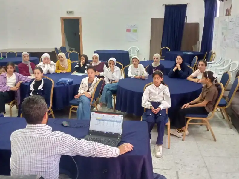 اختتام دورة أساسيات الحاسوب في مركز