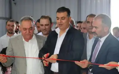 وزير الزراعة يفتتح مصنعا لإنتاج بطاطا