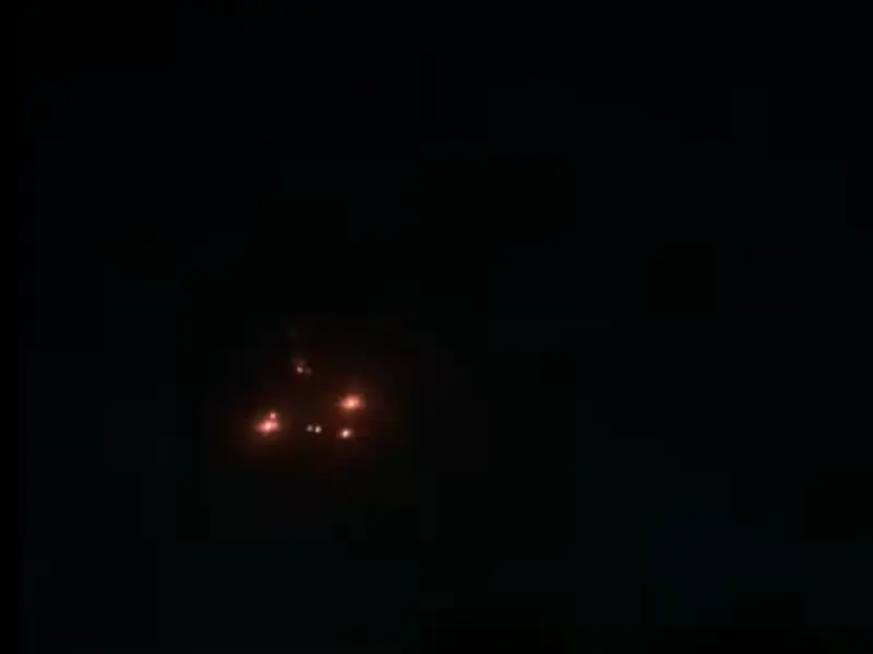 سقوط جسم مجهول يحدث حريق أعشاب