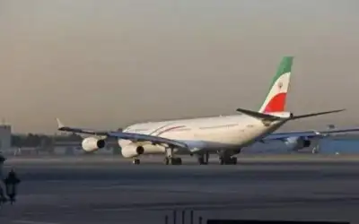 إيران تفتح مجالها الجوي جزئيا