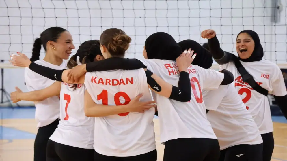 النصر ووادي فينان في نهائي طائرة