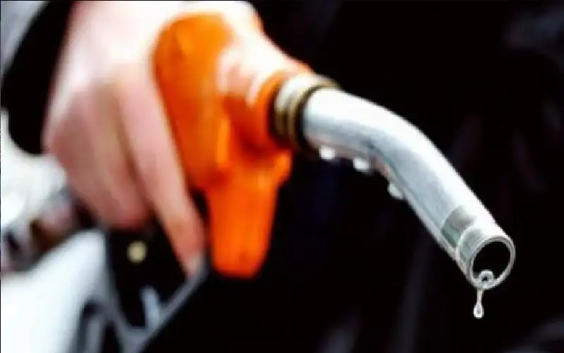 عقل يرجح رفع أسعار المحروقات الشهر