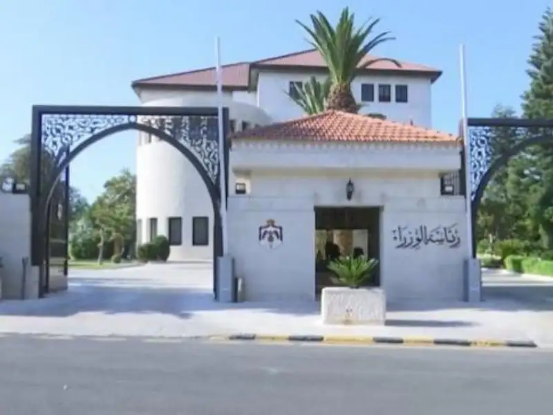 قرار حكومي مرتقب لتخفيض رسوم جمركية