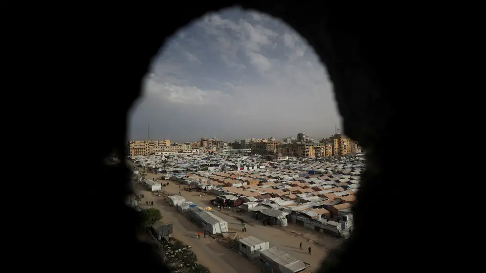 الاحتلال يجبر الفلسطينيين على النزوح قسرا