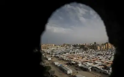 الاحتلال يجبر الفلسطينيين على النزوح قسرا