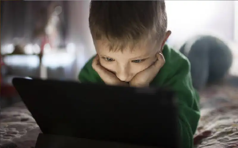 الوعي الأسري والروتين المنظم السبيل لحماية