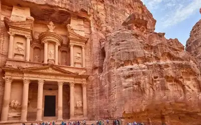 قرار حكومي مهم لدعم القطاع السياحي