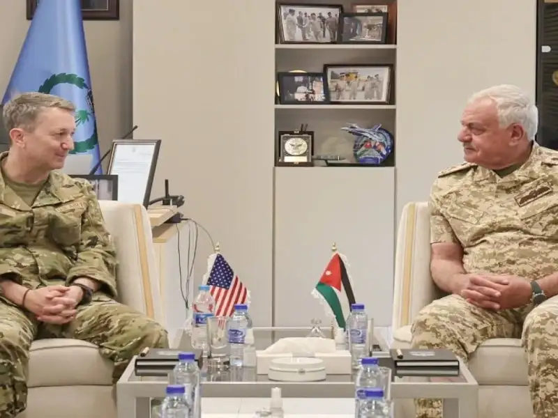 الحنيطي يلتقي رئيس هيئة الأركان الأميركي