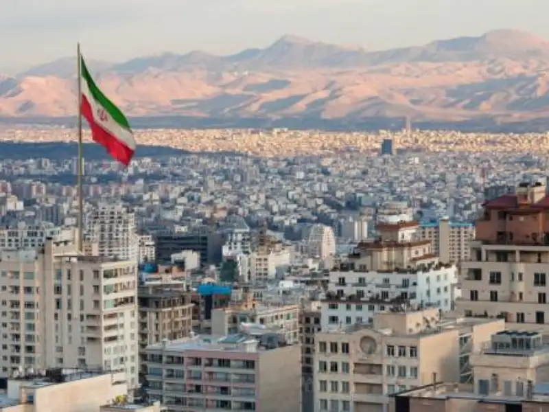 إيران .. تصاعد دخان من مصفاة